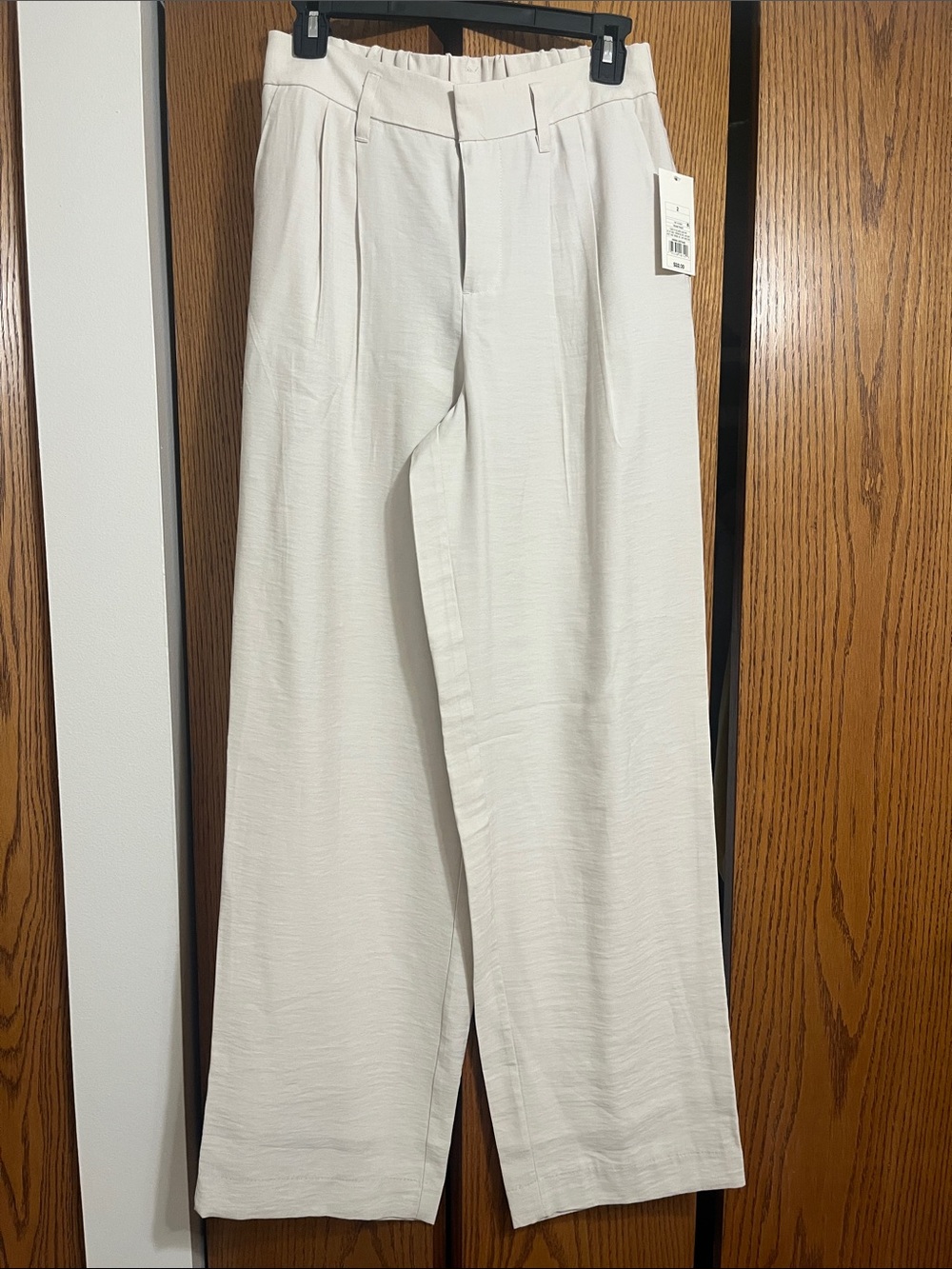 Universal Thread Women's Wide-Leg Trousers in Off-White